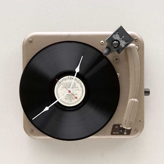 turntablclock1